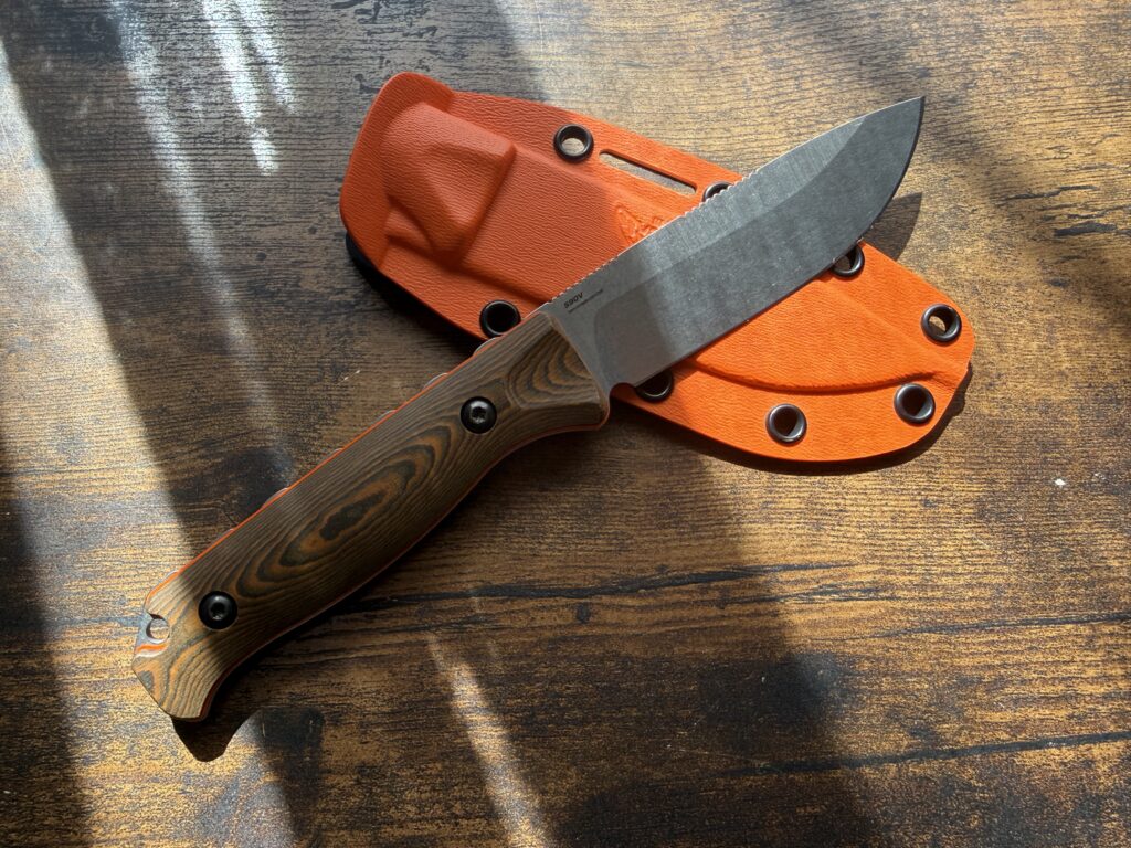 ベンチメイド 15002-1 サドル・マウンテン スキナーを組み立てた