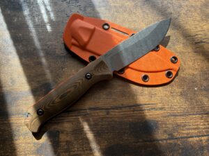 ベンチメイド 15002-1 サドル・マウンテン スキナーを組み立てた